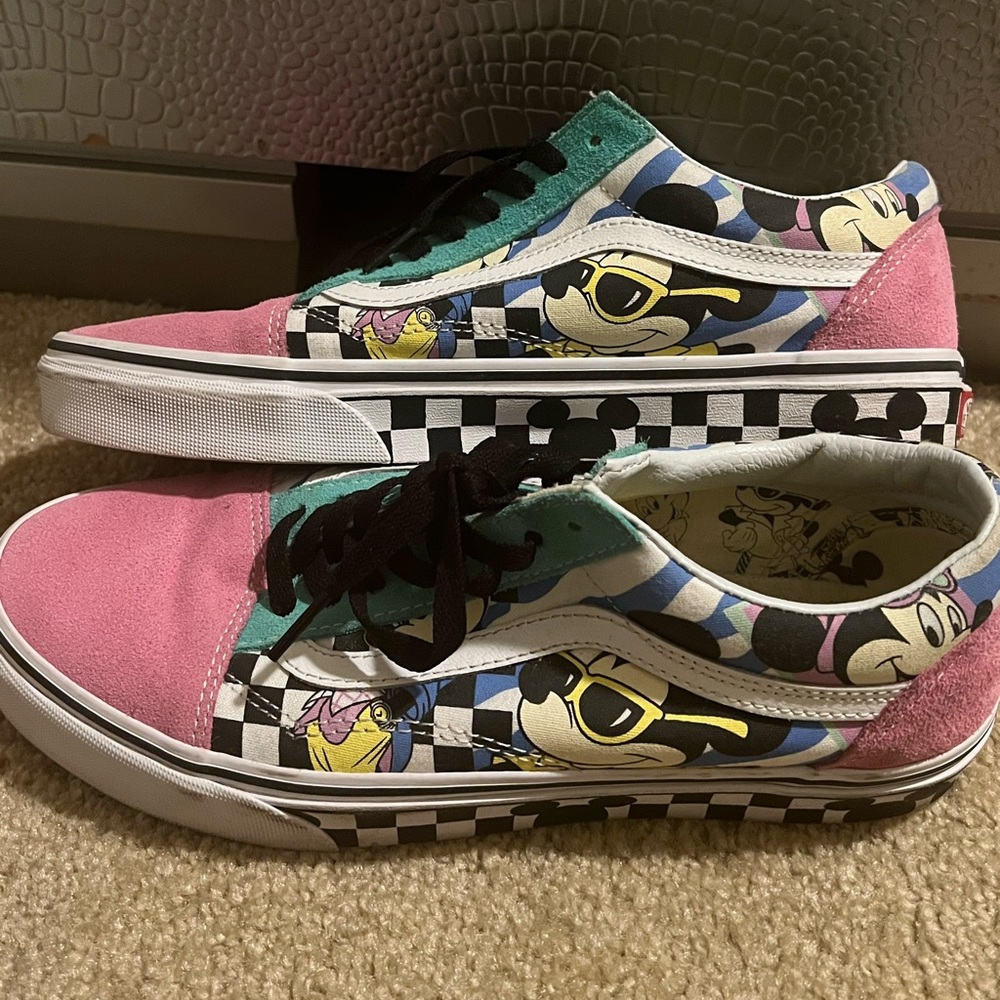 minnie / mickey mouse checkered vans